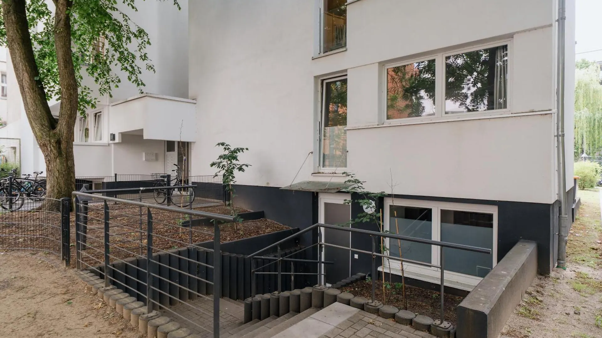 Homely Berlin - Huge Terrace, Modern, Quiet, Near Kudamm Allemagne